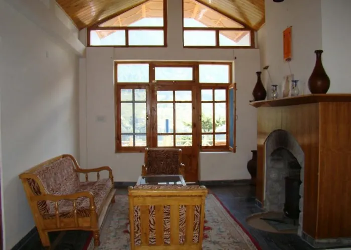 Manali Mountain Villa