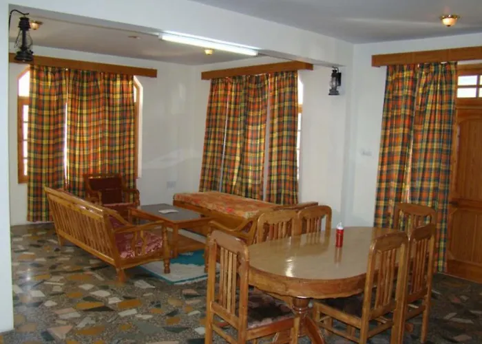 Manali Mountain Villa